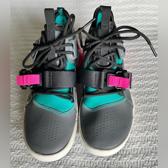 Nike Air Force 270 'Grey Jade' - Picture 5 of 6